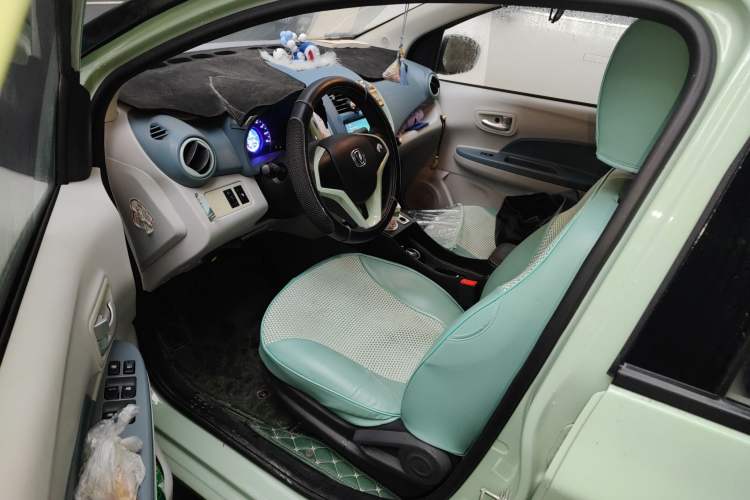 Used CHANGAN OSHAN Benni E-Star 2021 National Edition Colorful Version Lithium Iron Phosphate (31.86 kWh) Driver Seat