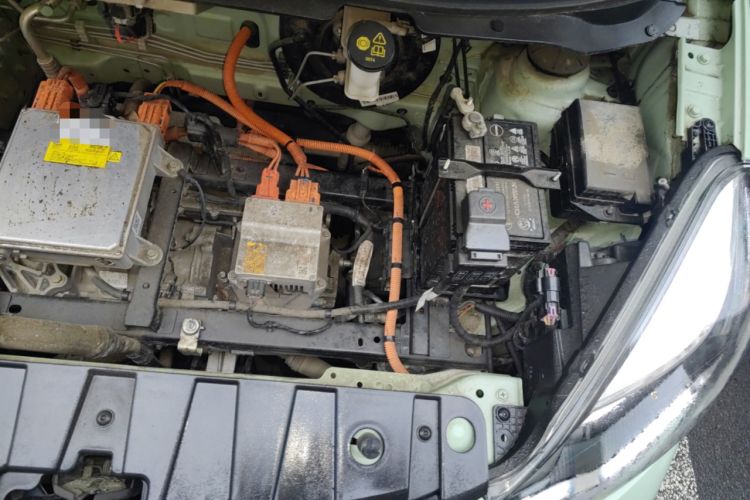 Used CHANGAN OSHAN Benni E-Star 2021 National Edition Colorful Version Lithium Iron Phosphate (31.86 kWh) Engine Bay Left