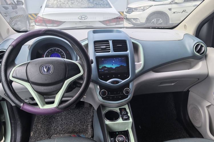 Used CHANGAN OSHAN Benni E-Star 2021 National Edition Colorful Version Lithium Iron Phosphate (31.86 kWh) Interior 1