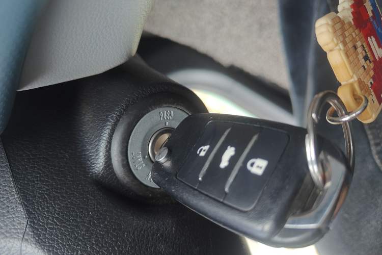 Used CHANGAN OSHAN Benni E-Star 2021 National Edition Colorful Version Lithium Iron Phosphate (31.86 kWh) Interior 1