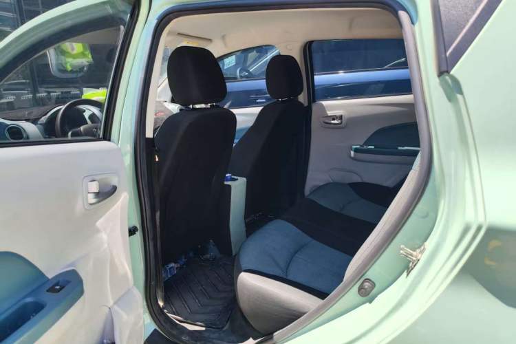 Used CHANGAN OSHAN Benni E-Star 2021 National Edition Colorful Version Lithium Iron Phosphate (31.86 kWh) Interior 4