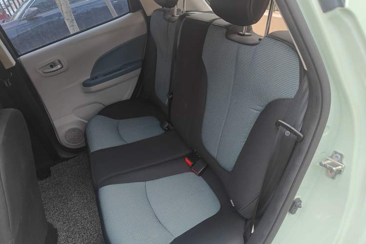 Used CHANGAN OSHAN Benni E-Star 2021 National Edition Colorful Version Lithium Iron Phosphate (31.86 kWh) Interior 4