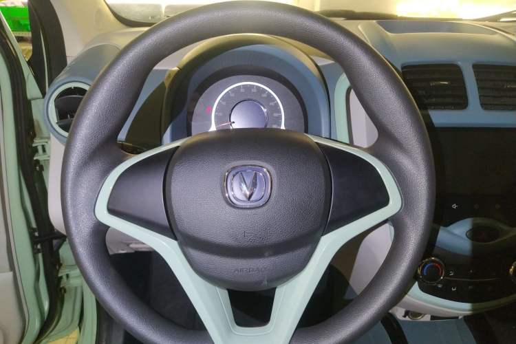 Used CHANGAN OSHAN Benni E-Star 2021 National Edition Colorful Version Lithium Iron Phosphate (31.86 kWh) Interior 4
