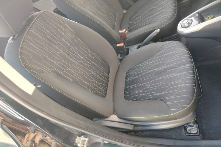 Used CHANGAN OSHAN Benni E-Star 2021 National Edition Xin Yue Version Lithium Iron Phosphate (31.86 kWh) Right Front Seat