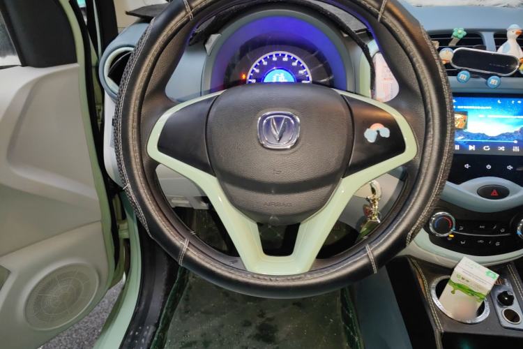 Used CHANGAN OSHAN Benni E-Star 2021 National Edition Colorful Version Lithium Iron Phosphate (31.86 kWh) Steering Wheel