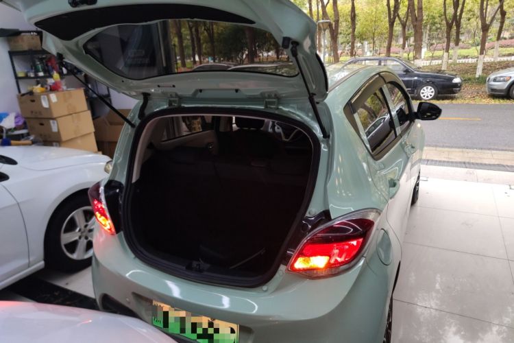 Used CHANGAN OSHAN Benni E-Star 2021 National Edition Colorful Version Lithium Iron Phosphate (31.86 kWh) Trunk