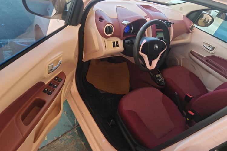 Used CHANGAN OSHAN Benni E-Star 2021 National Edition Colorful Version Lithium Iron Phosphate (31.86 kWh) Driver Seat