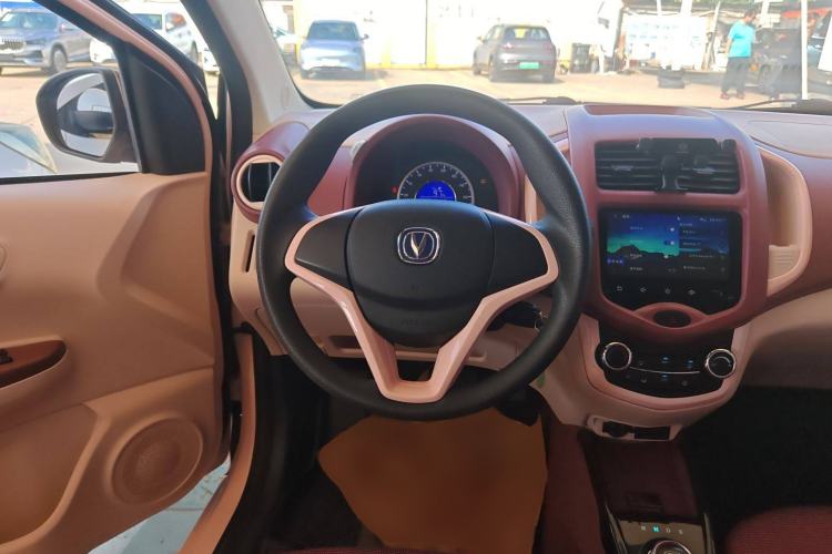 Used CHANGAN OSHAN Benni E-Star 2021 National Edition Colorful Version Lithium Iron Phosphate (31.86 kWh) Steering Wheel