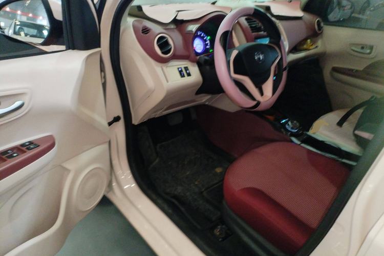 Used CHANGAN OSHAN Benni E-Star 2021 National Edition Colorful Version Lithium Iron Phosphate (31.95 kWh) Driver Seat