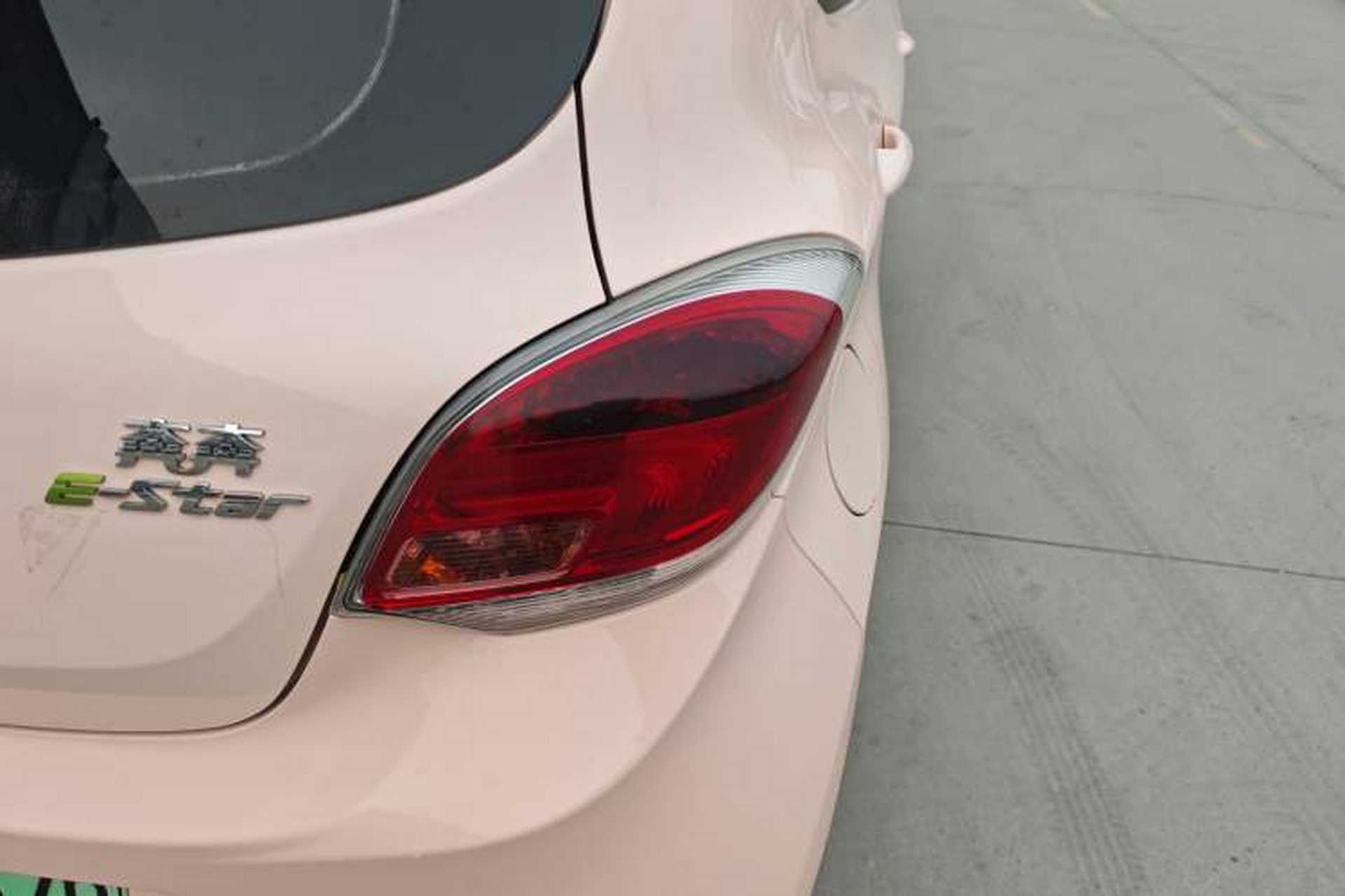 Used CHANGAN OSHAN Benni E-Star 2021 National Edition Colorful Version Lithium Iron Phosphate (31.86 kWh) Exterior 2