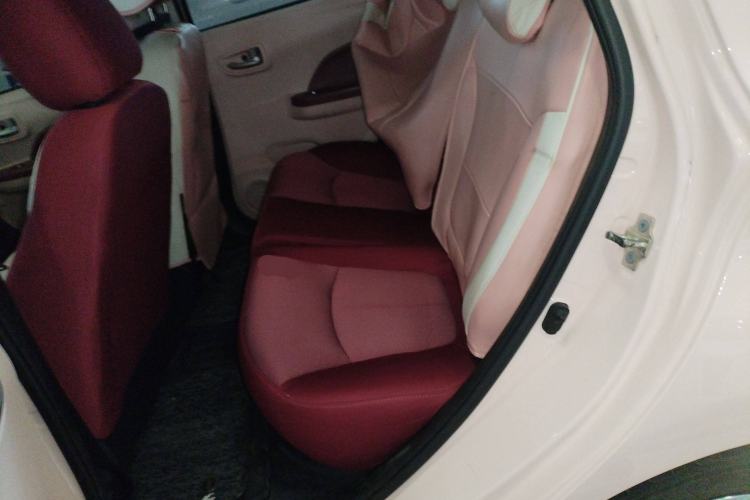 Used CHANGAN OSHAN Benni E-Star 2021 National Edition Colorful Version Lithium Iron Phosphate (31.95 kWh) Left Rear Seat