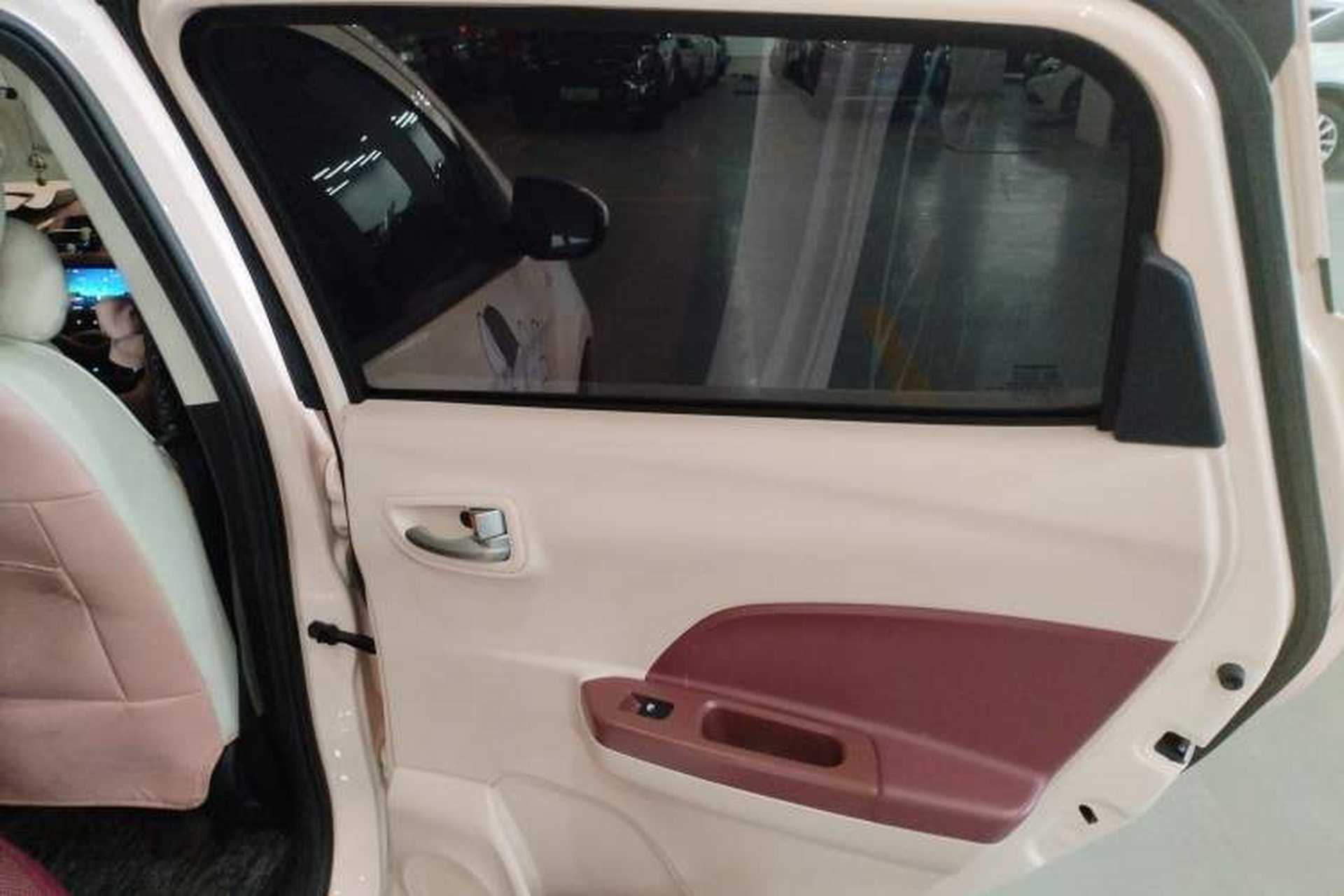 Used CHANGAN OSHAN Benni E-Star 2021 National Edition Colorful Version Lithium Iron Phosphate (31.95 kWh) Right Rear Door Interior