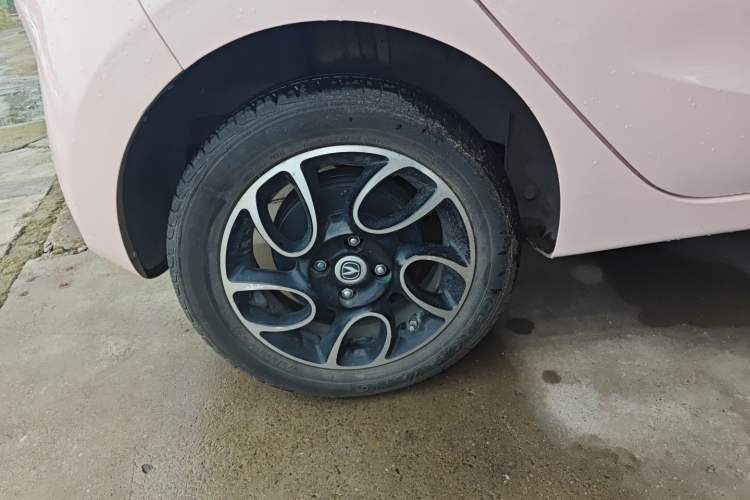 Used CHANGAN OSHAN Benni E-Star 2021 National Edition XinYi Edition Lithium Iron Phosphate (31.86 kWh) Right Rear Wheel Hub