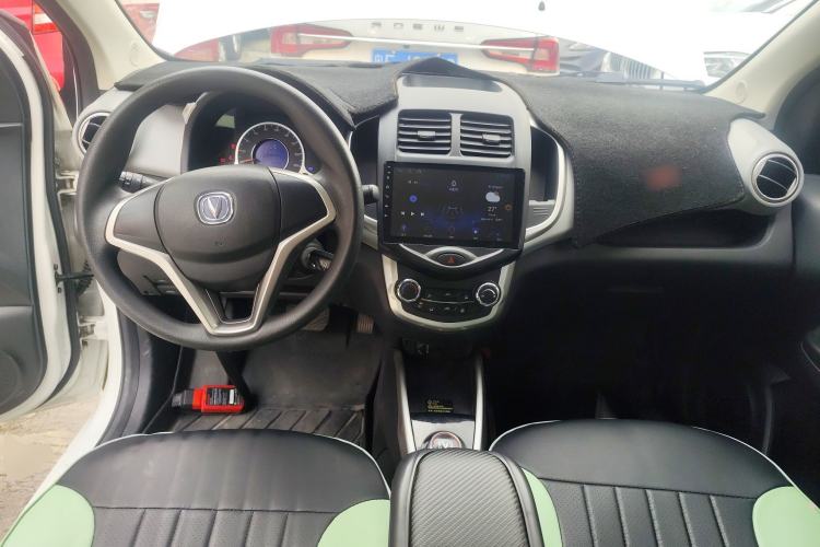Used CHANGAN OSHAN Benni E-Star 2021 National Edition XinYi Edition Lithium Iron Phosphate (31.86 kWh) Center Console