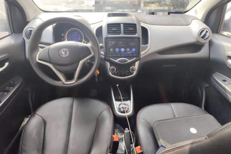 Used CHANGAN OSHAN Benni E-Star 2021 National Edition Xin Yue Version Lithium Iron Phosphate (31.18 kWh) Center Console