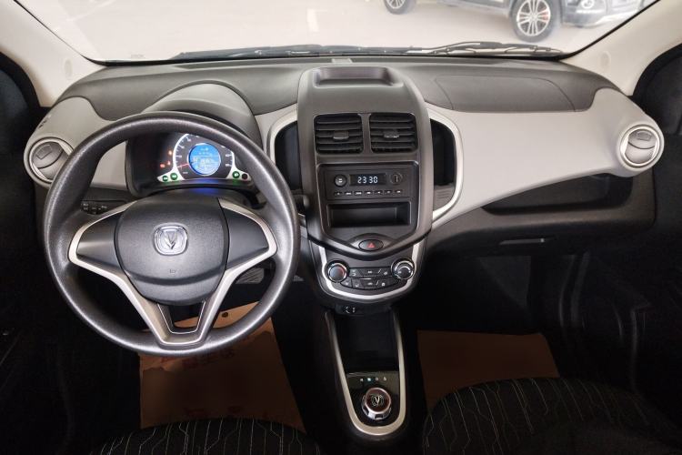 Used CHANGAN OSHAN Benni E-Star 2021 National Edition Xin Yue Version Lithium Iron Phosphate (31.86 kWh) Center Console