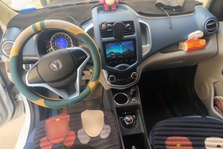 Used CHANGAN OSHAN Benni E-Star 2021 National Edition Xinyi Edition Lithium Iron Phosphate (31.18 kWh) Center Console