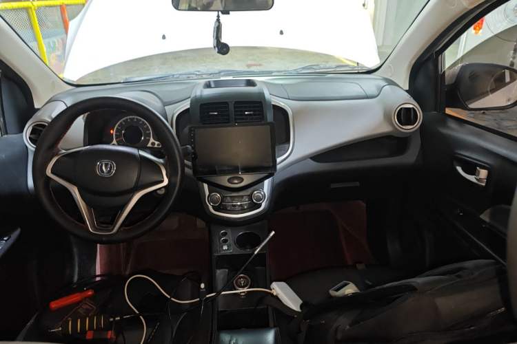 Used CHANGAN OSHAN Benni E-Star 2021 National Edition Xin Yue Version Lithium-Ion Battery Center Console