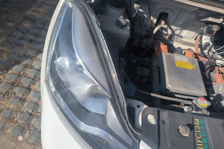 Used CHANGAN OSHAN Benni E-Star 2021 National Edition Xin Yue Version Lithium-Ion Battery Engine Bay Right