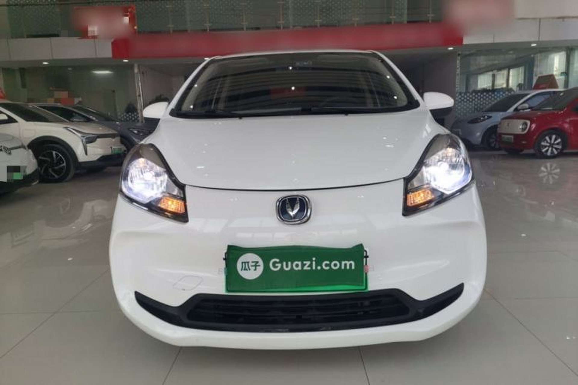 Used CHANGAN OSHAN Benni E-Star 2021 National Edition Colorful Version Lithium Iron Phosphate (31.86 kWh) Front