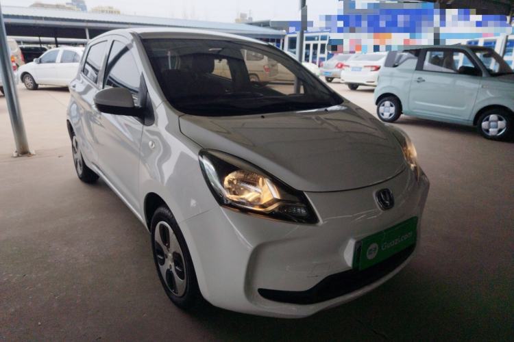 Used CHANGAN OSHAN Benni E-Star 2021 National Edition Xin Yue Version Lithium Iron Phosphate (31.86 kWh) Front Right 45 Deg