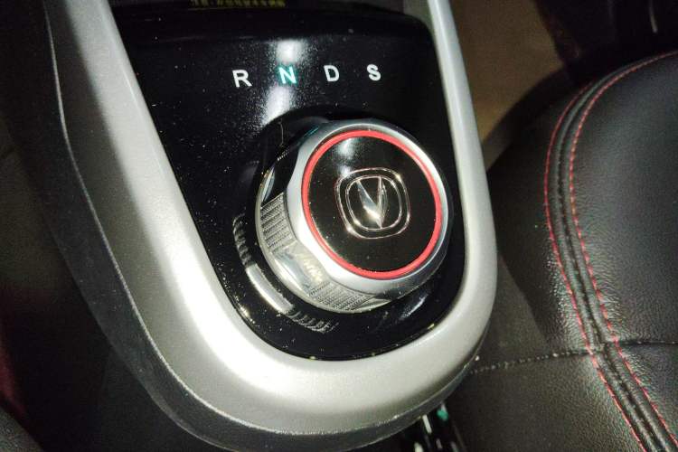 Used CHANGAN OSHAN Benni E-Star 2021 National Edition Xin Yue Version Lithium-Ion Battery Gear Lever