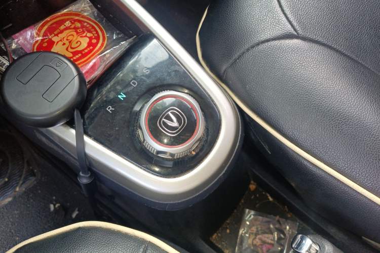 Used CHANGAN OSHAN Benni E-Star 2021 National Edition Heart-Pounding Edition Lithium Iron Phosphate Gear Lever