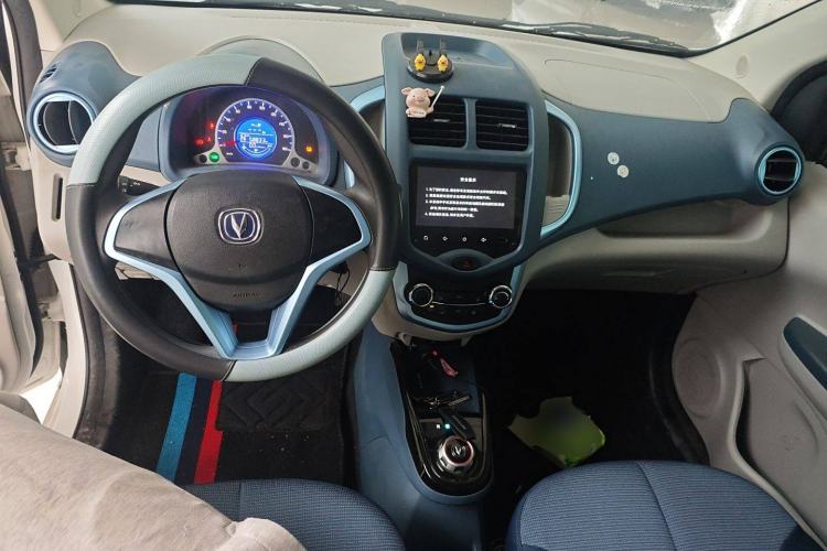 Used CHANGAN OSHAN Benni E-Star 2021 National Edition Colorful Version Lithium Iron Phosphate (31.86 kWh) Interior 2