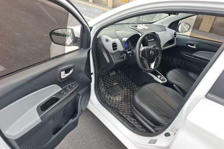 Used CHANGAN OSHAN Benni E-Star 2021 National Edition Xin Yue Version Lithium Iron Phosphate (31.86 kWh) Interior 3