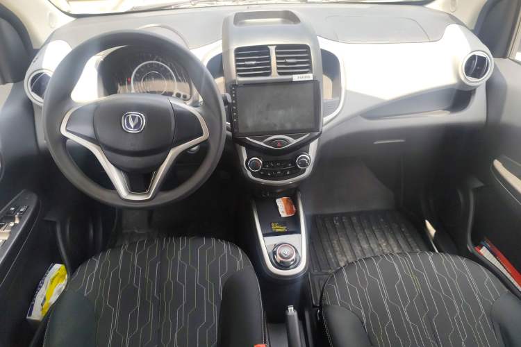 Used CHANGAN OSHAN Benni E-Star 2021 National Edition Xin Yue Version (Fast-Charging Edition) Lithium Iron Phosphate (31.18 kWh) Interior 3