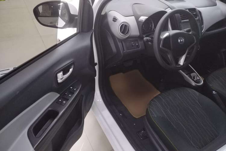 Used CHANGAN OSHAN Benni E-Star 2021 National Edition Xin Yue Version (Fast-Charging Edition) Lithium Iron Phosphate (31.95 kWh) Interior 3