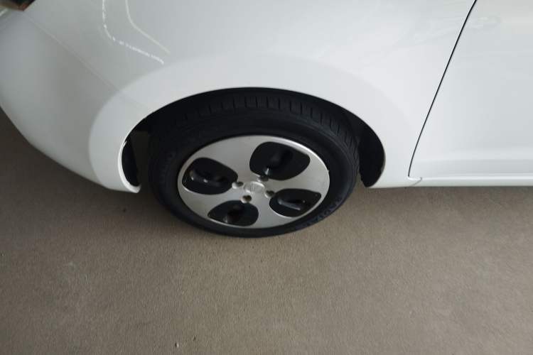 Used CHANGAN OSHAN Benni E-Star 2021 National Edition Xin Yue Version Lithium Iron Phosphate (31.86 kWh) Left Front Wheel Hub