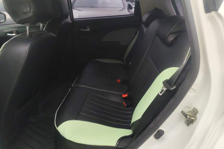 Used CHANGAN OSHAN Benni E-Star 2021 National Edition XinYi Edition Lithium Iron Phosphate (31.86 kWh) Left Rear Seat