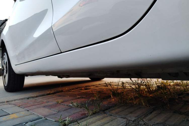 Used CHANGAN OSHAN Benni E-Star 2021 National Edition Xinyue Version (Fast-Charging Edition) Lithium NMC Left Side Sill
