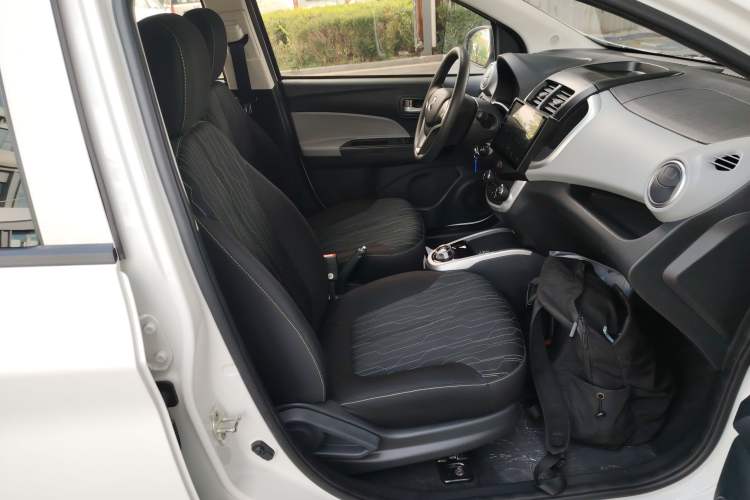 Used CHANGAN OSHAN Benni E-Star 2021 National Edition Xin Yue Version Lithium Iron Phosphate (31.86 kWh) Right Front Seat