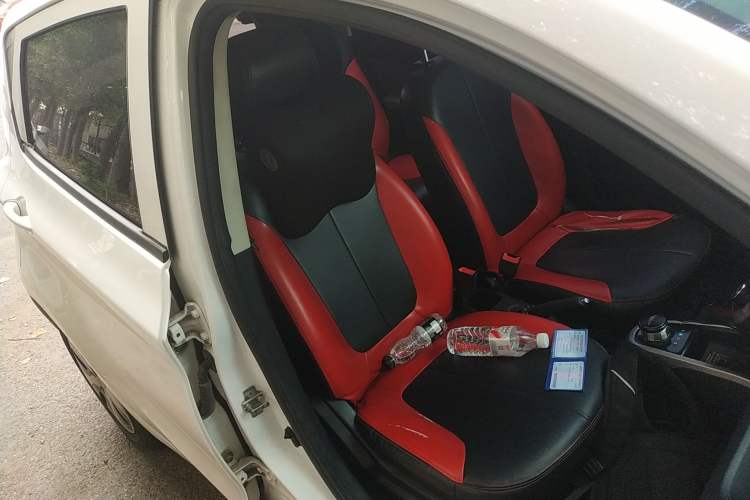 Used CHANGAN OSHAN Benni E-Star 2021 National Edition Xinyue Version (Fast-Charging Edition) Lithium NMC Right Front Seat