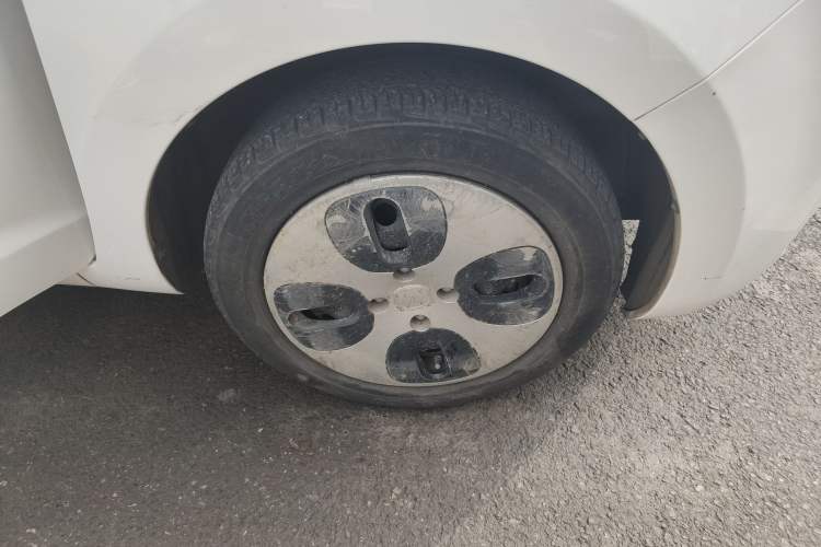 Used CHANGAN OSHAN Benni E-Star 2021 National Edition Xin Yue Version Lithium Iron Phosphate (31.18 kWh) Right Front Wheel Hub