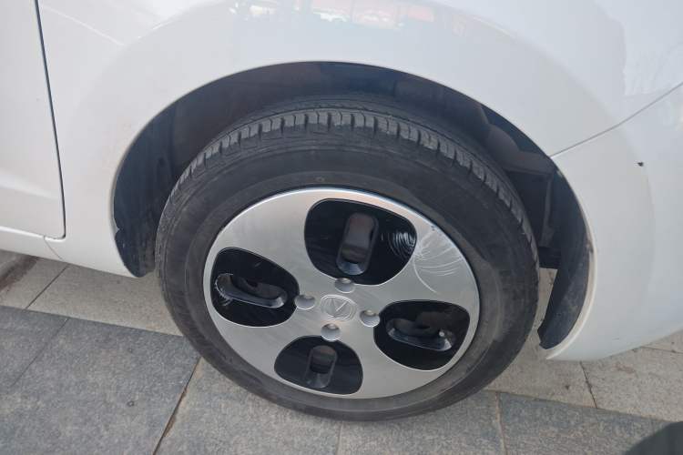 Used CHANGAN OSHAN Benni E-Star 2021 National Edition Xin Yue Version (Fast-Charging Edition) Lithium Iron Phosphate (31.18 kWh) Right Front Wheel Hub