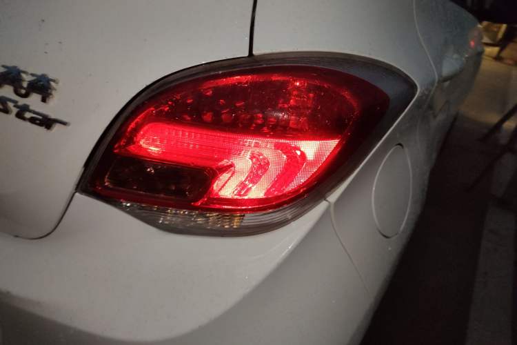 Used CHANGAN OSHAN Benni E-Star 2021 National Edition Xin Yue Version Lithium Iron Phosphate (31.18 kWh) Right Rear Taillight