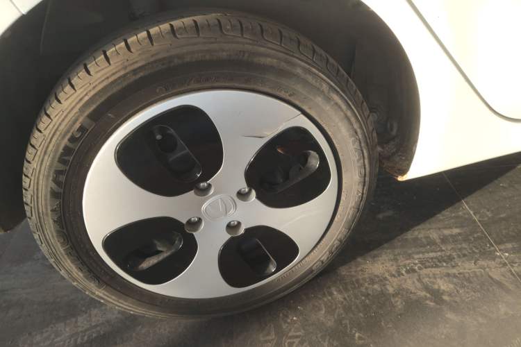 Used CHANGAN OSHAN Benni E-Star 2021 National Edition Xin Yue Version Lithium Iron Phosphate (31.86 kWh) Right Rear Wheel Hub
