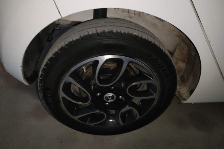 Used CHANGAN OSHAN Benni E-Star 2021 National Edition Xin Yue Version Lithium Iron Phosphate (31.18 kWh) Right Rear Wheel Hub