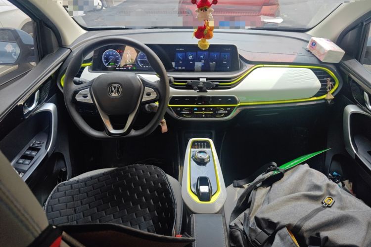 Used CHANGAN OSHAN Benni E-Star 2022 Charming Edition Colorful Model Lithium-Ion Battery Center Console