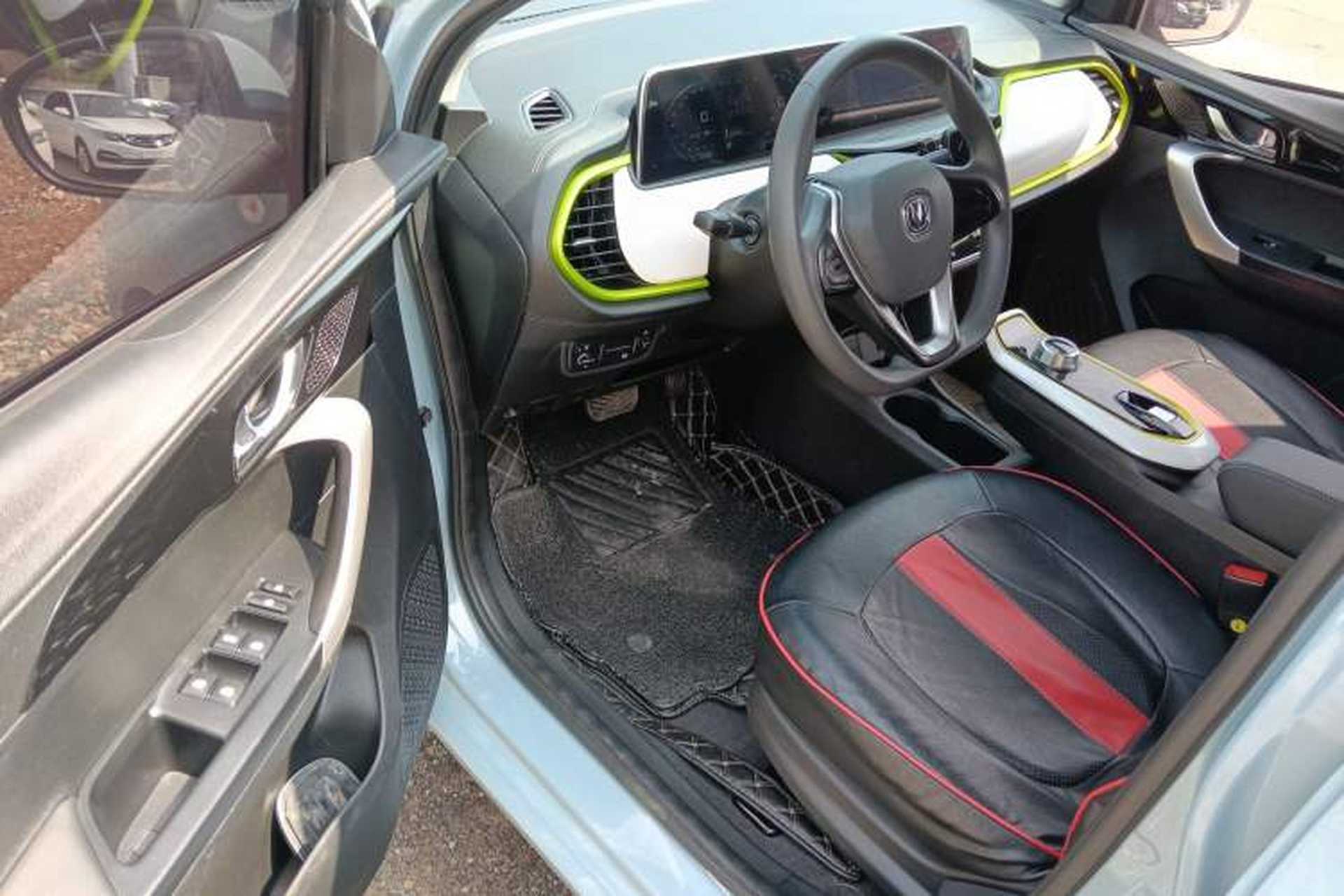 Used CHANGAN OSHAN Benni E-Star 2022 Qingxin Edition Colorful Model Lithium Iron Phosphate Driver Seat