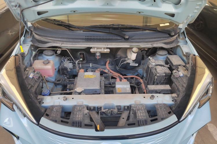 Used CHANGAN OSHAN Benni E-Star 2022 Qingxin Edition Colorful Model Lithium-NMC Engine Bay