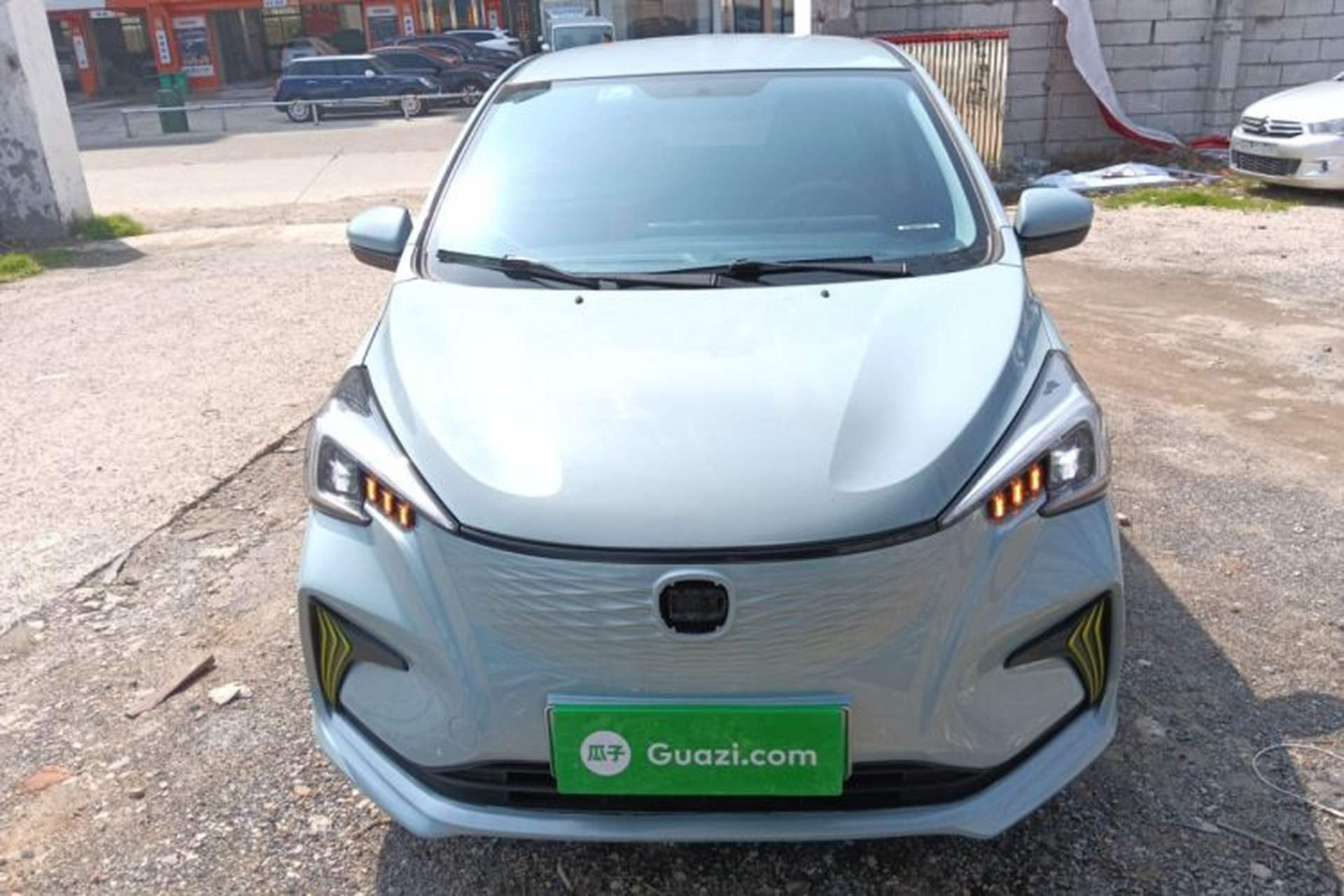 Used CHANGAN OSHAN Benni E-Star 2022 Qingxin Edition Colorful Model Lithium Iron Phosphate Front