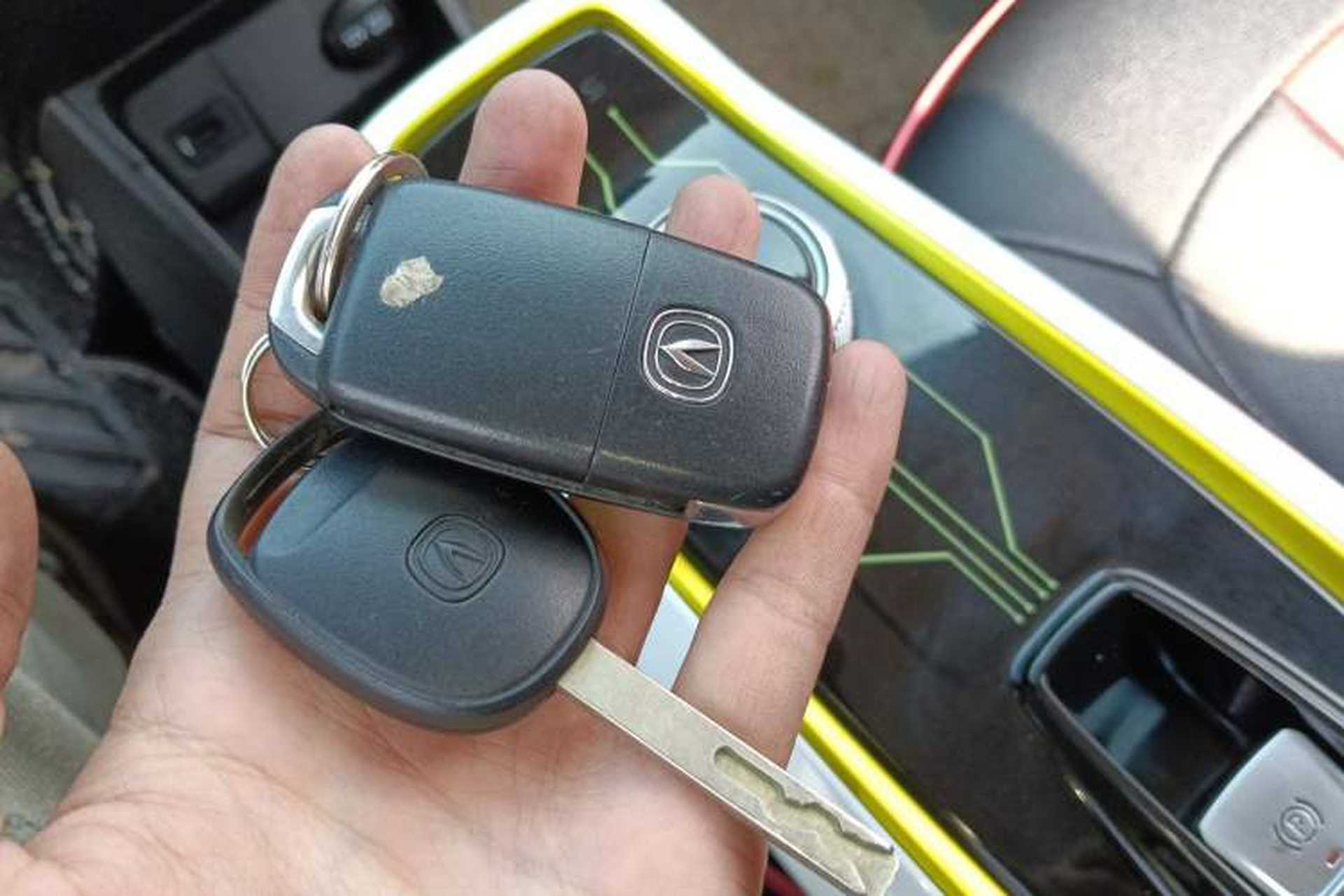 Used CHANGAN OSHAN Benni E-Star 2022 Qingxin Edition Colorful Model Lithium Iron Phosphate Vehicle Key