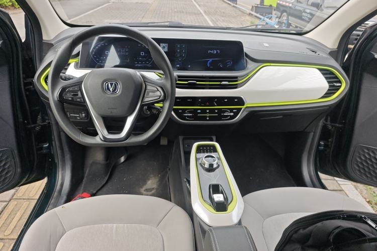 Used CHANGAN OSHAN Benni E-Star 2022 National Edition Colorful Limited Edition (Fast-Charging Version) Lithium Iron Phosphate Center Console