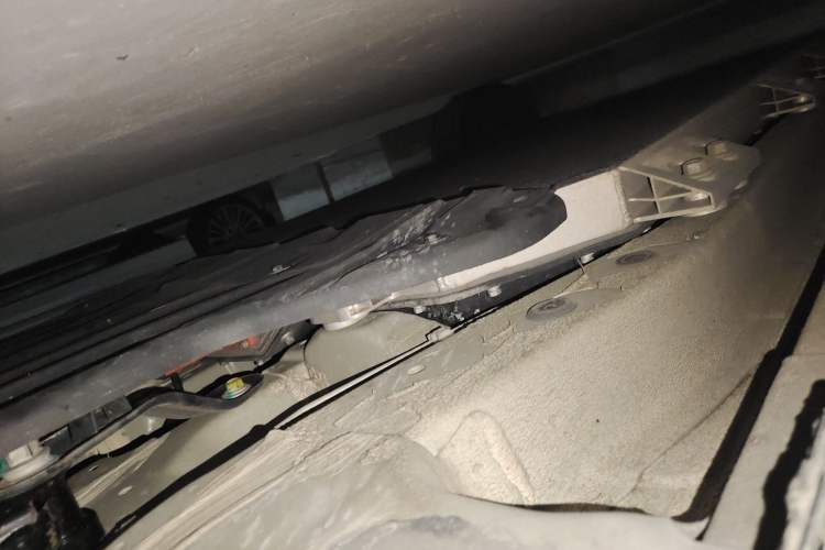 Used CHANGAN OSHAN Benni E-Star 2022 National Edition Colorful Limited Edition (Fast-Charging Version) Lithium Iron Phosphate Chassis Front Right