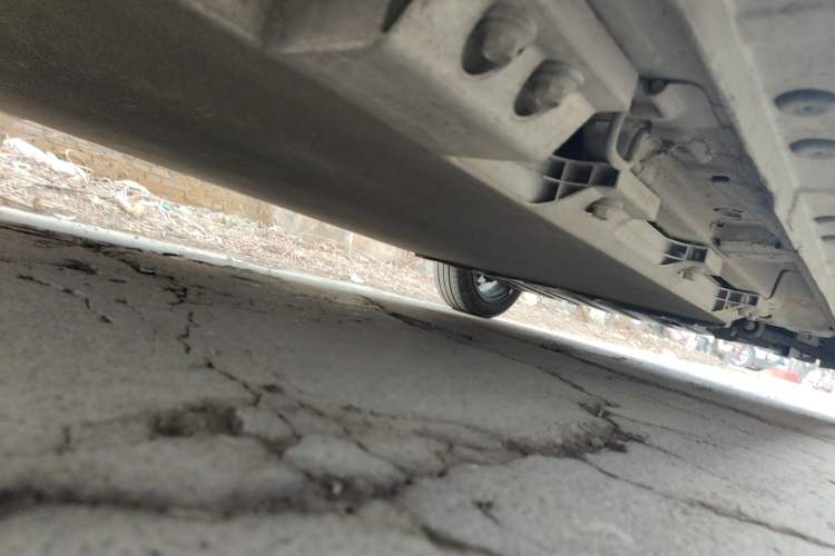 Used CHANGAN OSHAN Benni E-Star 2022 Qingxin Edition Colorful Model Lithium Iron Phosphate Chassis Rear Right