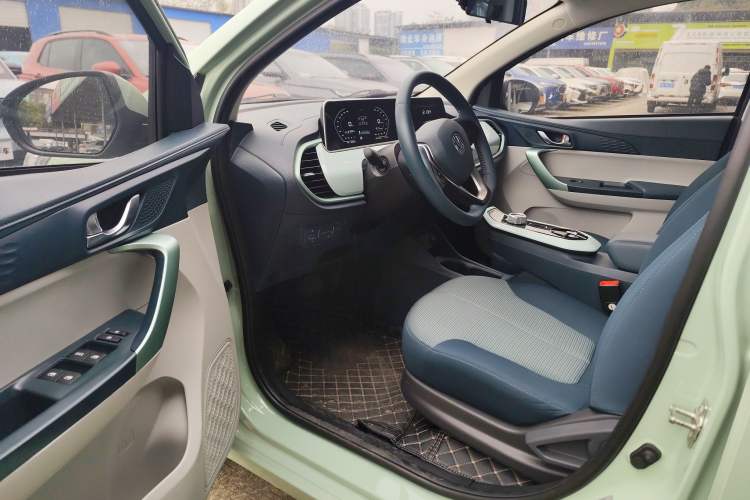 Used CHANGAN OSHAN Benni E-Star 2022 Qingxin Edition Colorful Model Lithium Iron Phosphate Driver Seat